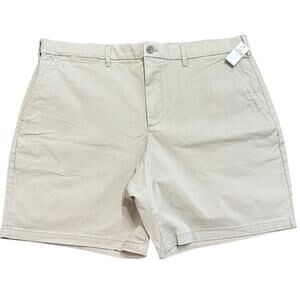 Gap Men’s NEW 8” khaki short Size 38